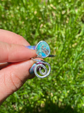 Load image into Gallery viewer, Australian Opal Swirly Open Shank (Sz 8)