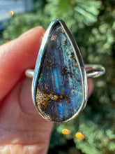 Load image into Gallery viewer, Simple Australian Opal Ring (sz 7.25)

