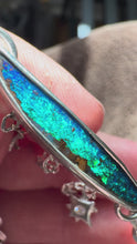 Load and play video in Gallery viewer, Glowing Opal Bar Star Necklace
