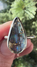 Load and play video in Gallery viewer, Simple Australian Opal Ring (sz 7.25)
